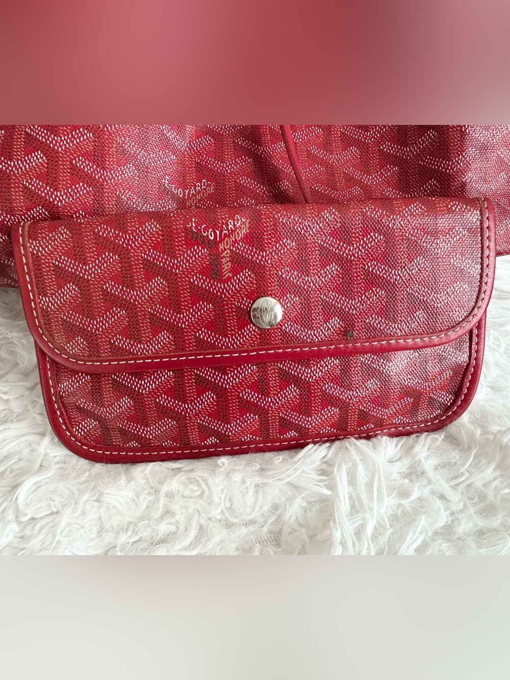 Goyard Saint Louie PM Tote Bag in Red Color - Picture 8 of 12